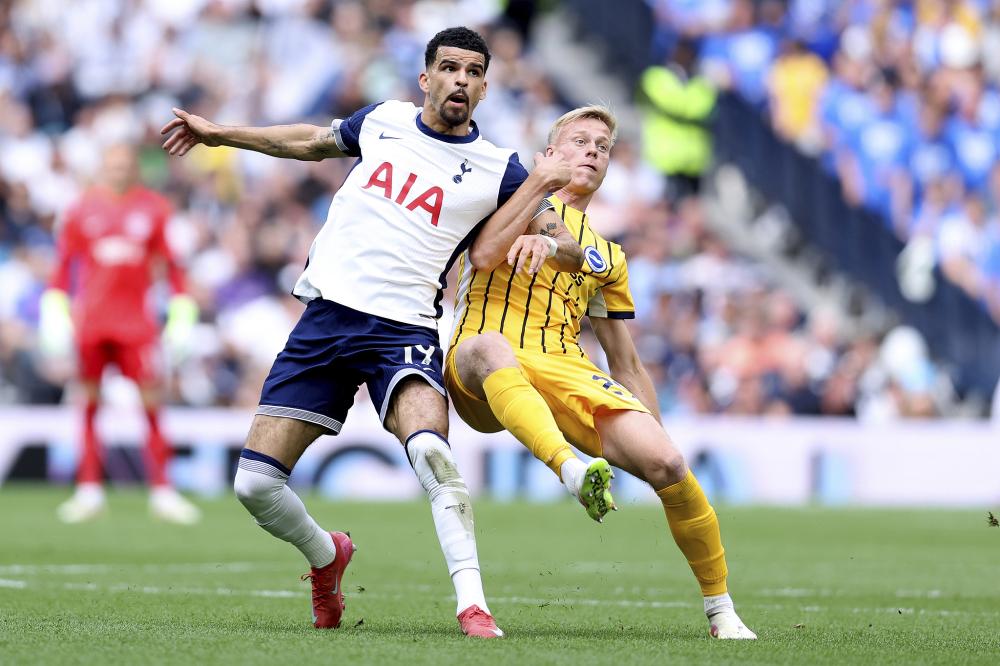 附加赛蓄力？波特执教瑞典的首场比赛1-4惨败瑞士